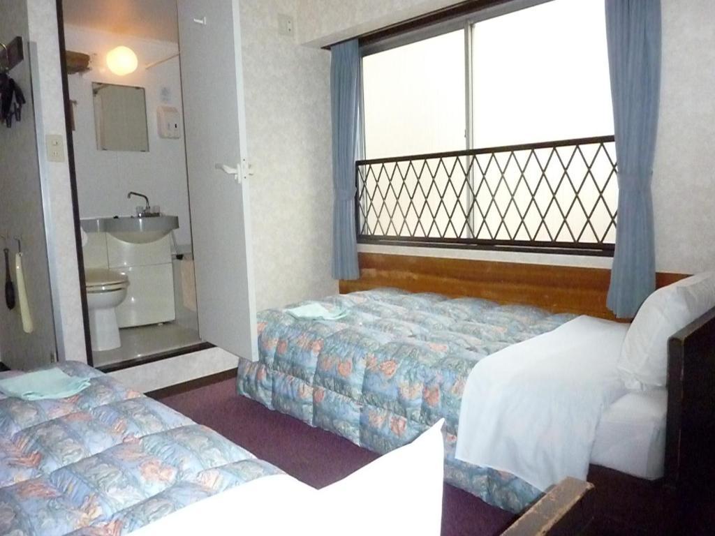 Otsuka City Hotel Tokyo Room photo